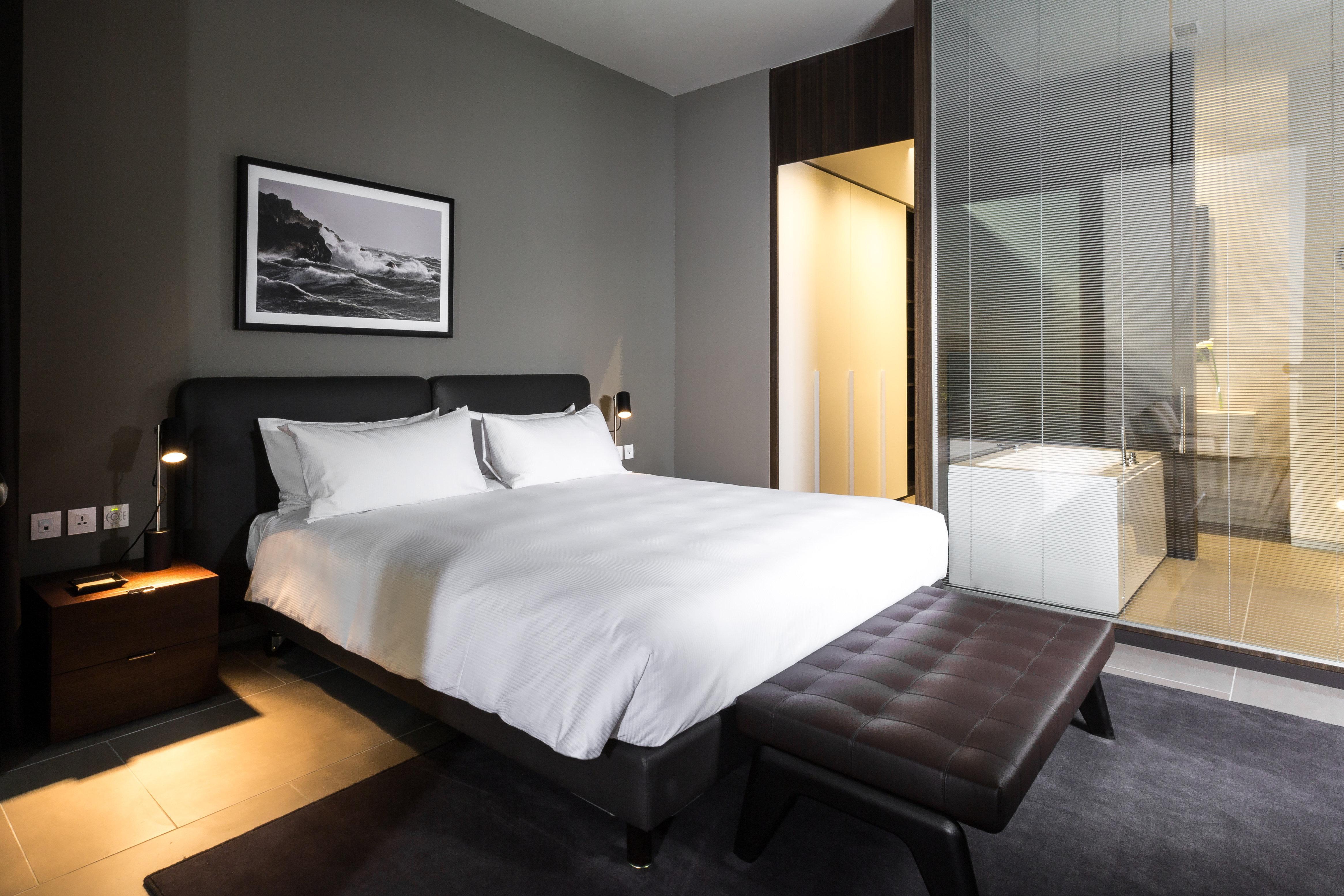 Intercontinental Malta By Ihg Hotel Saint Julian's Bagian luar foto A bedroom at the hotel
