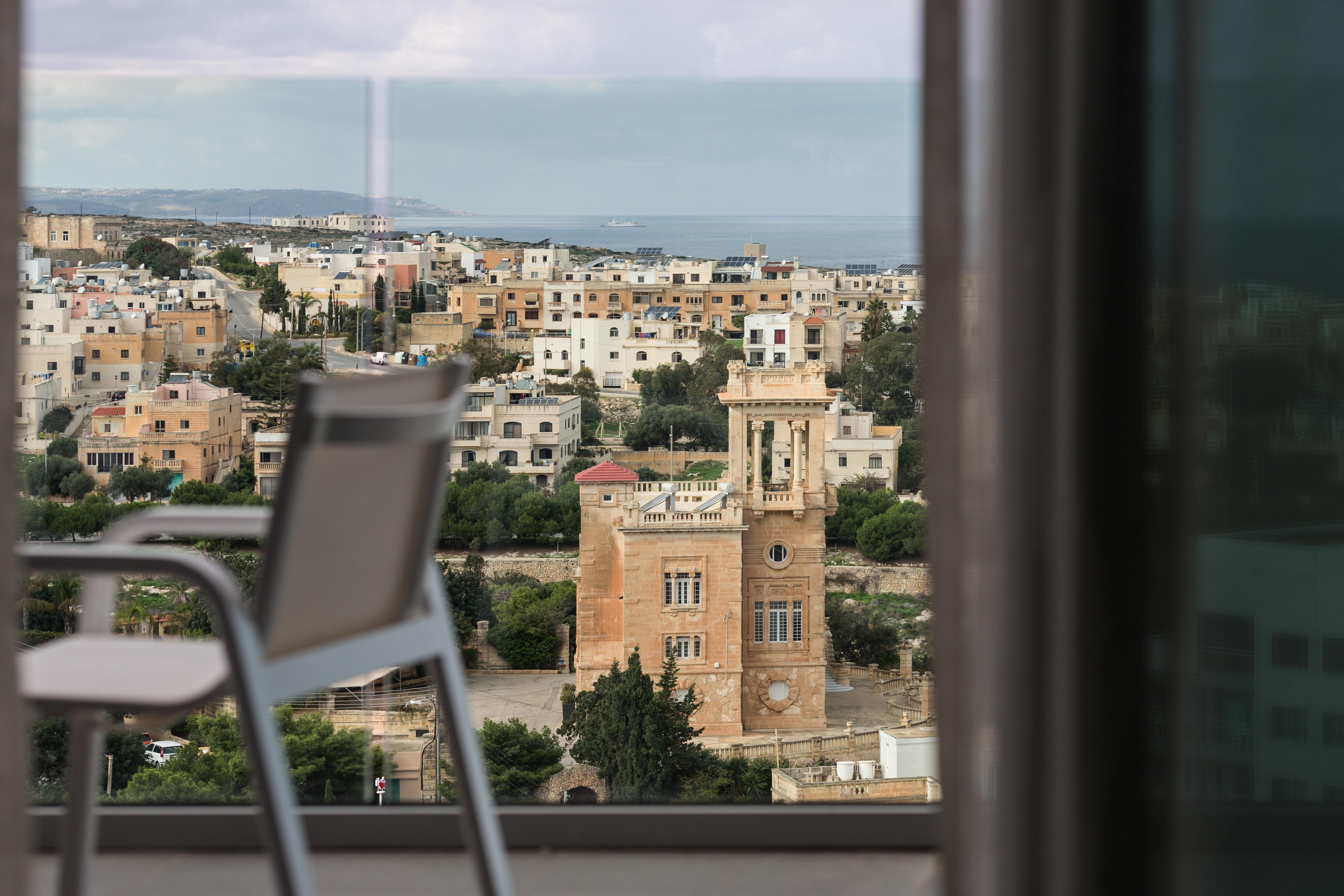 Intercontinental Malta By Ihg Hotel Saint Julian's Bagian luar foto View of the city